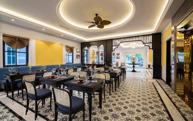 Ha Long Essence Hotel