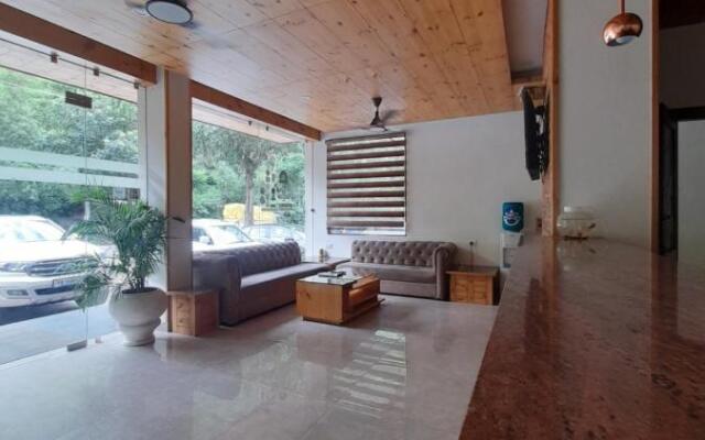 The Apple Crest - Bithal