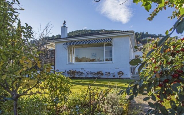 Melbourne Street Cottage