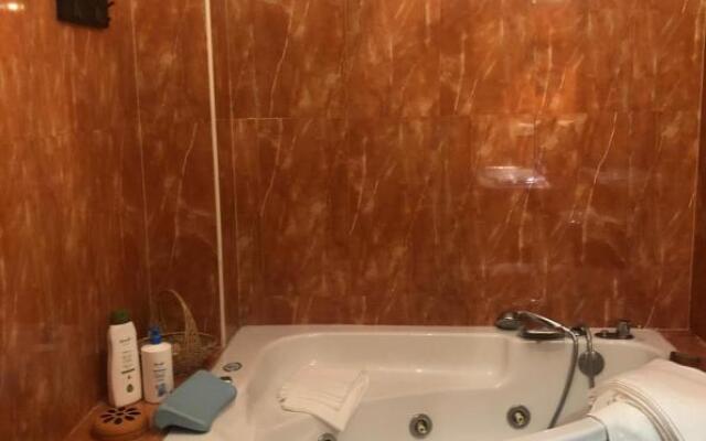 Apartamento en Pleno Centro De Marchena 3 dormitorios 3 baños privados