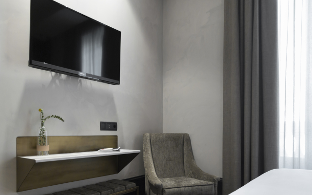 ICON Wipton by Petit Palace