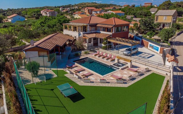 Villa Frenky