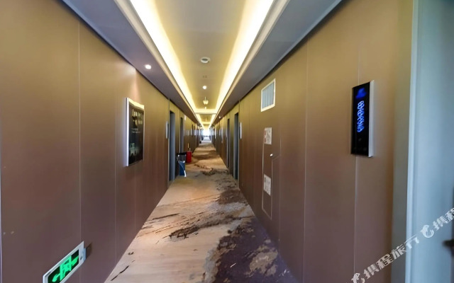 VX Shangrao High-speed Railway Station Hotel