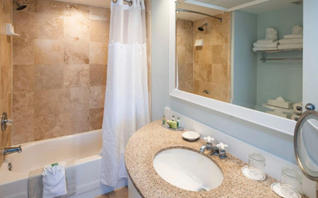 Island Grand at TradeWinds