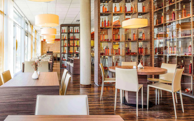 Hotel ibis Friedrichshafen Airport Messe