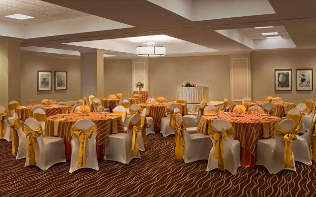 Four Points by Sheraton Suites Tampa Airport Westshore