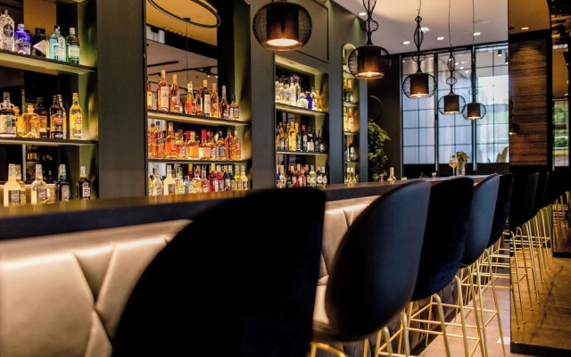 Motel One Paris - Porte Dorée