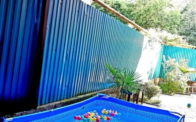 Rodnichok Guest House
