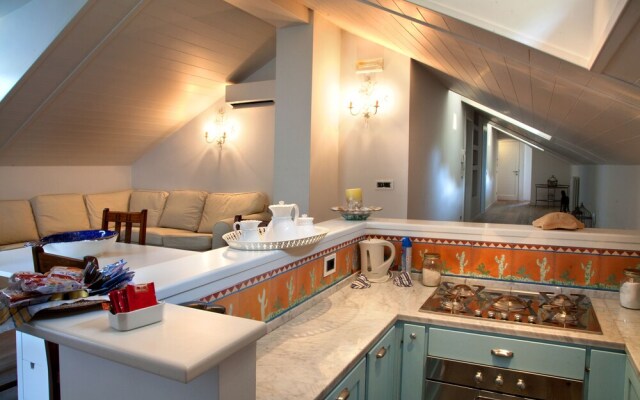 Ravello Art Apartments