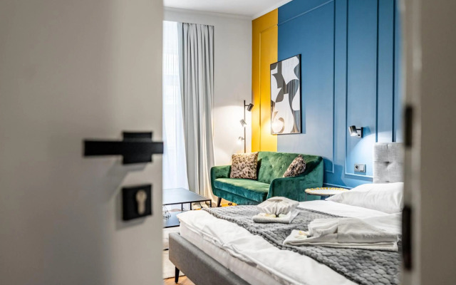 Loong Refresh Old Town