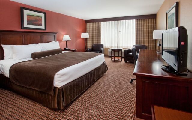 Crowne Plaza Cleveland S Independence