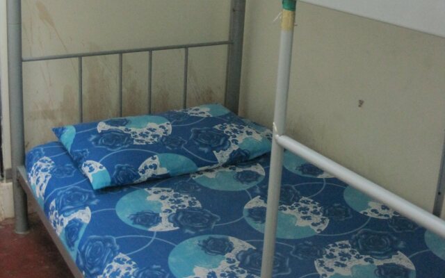 Day & Night Guesthouse