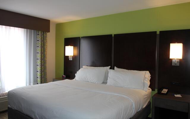 Holiday Inn Express & Suites Sweetwater, an IHG Hotel