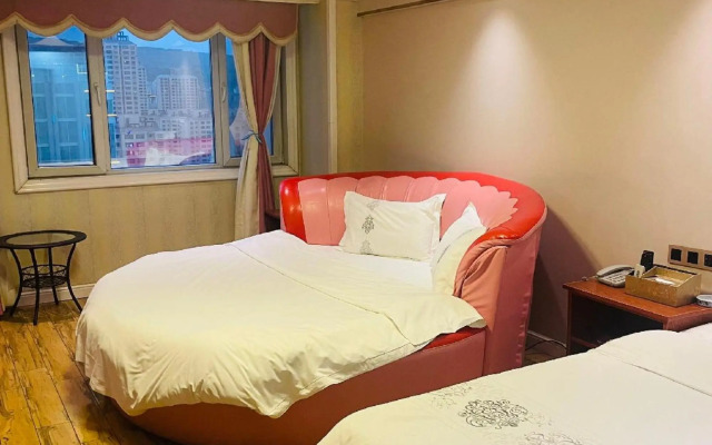 Xining Hongwei Hotel