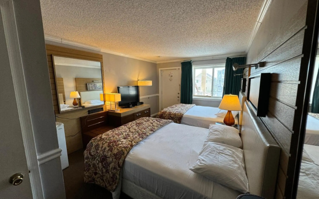 Bay Breeze Motel
