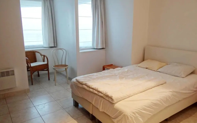 Apartment in Nieuwpoort by the Beach