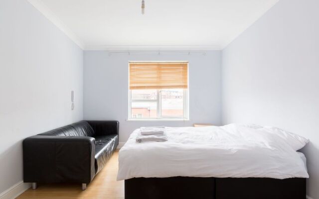 Birmingham Serviced Apartment - The Qube