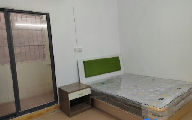 Dongguan Heping Apartment