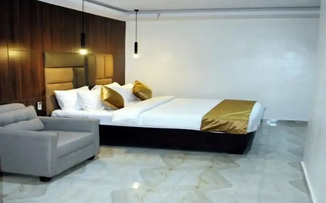 Fawzy Hotel