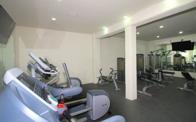 Terrazas Apartments near 5th ave & beach by select