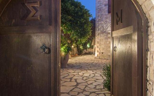 Sarris Villa, a country side villa, By ThinkVilla