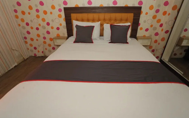 Capital O 93371 Pelangi Residence 5