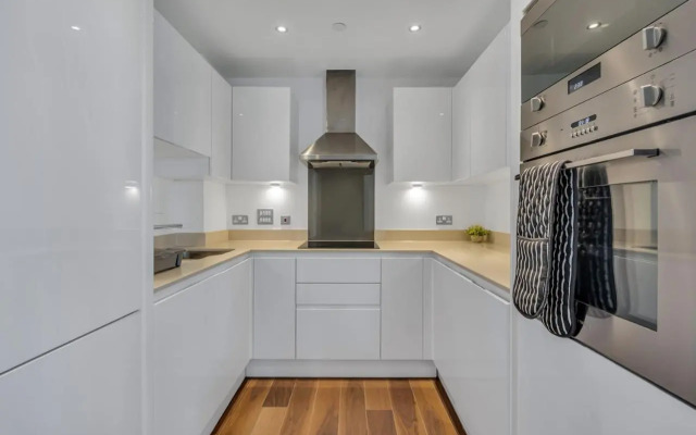 Talisman & Duckman Tower at Canary Wharf by MySquare