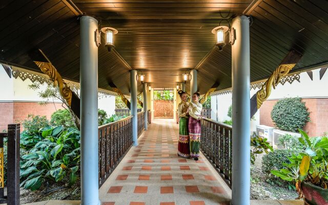 Luckswan resort