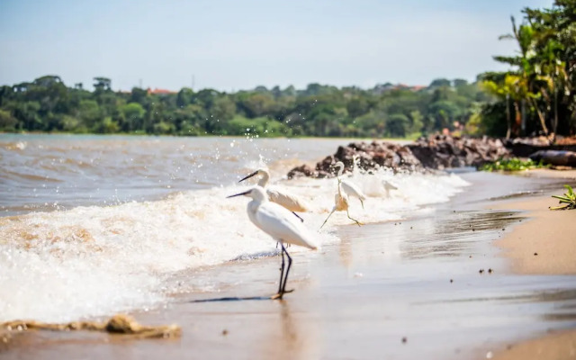 Lakefront Hotel Entebbe
