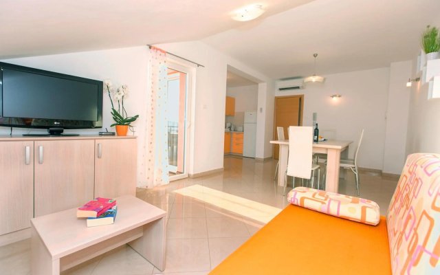 Apartments Villa Dina