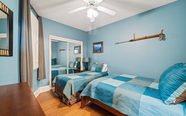 Crb0913 3 Bedroom Condo