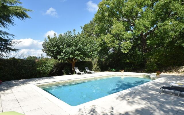 Modern Holiday Home in Languedoc-roussillon With Pool