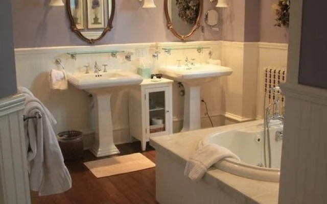 Amanda Gish House Bed & Breakfast