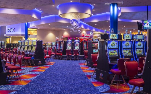 12 Tribes Omak Casino Hotel