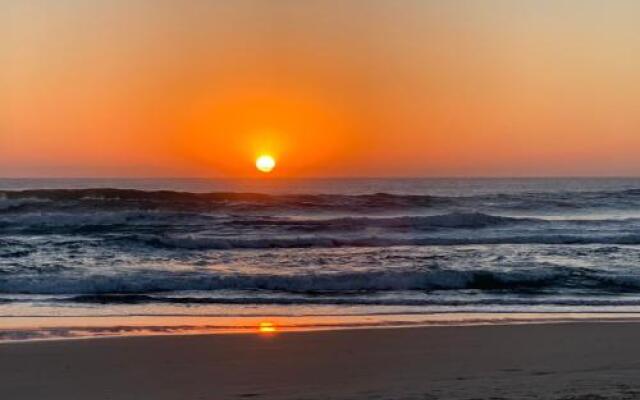 Casa 100 Mts Da Praia!