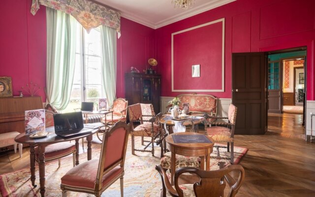 Le Chateau De La Tourlandry