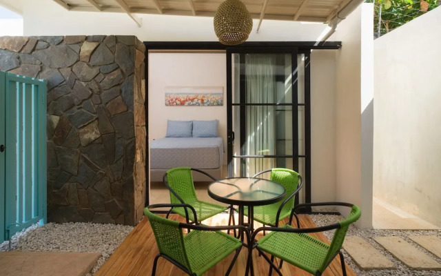 Villas VR Beachwalk Avellanas