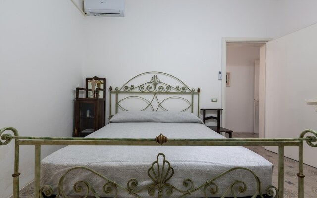 3137 Villetta Velia by Barbarhouse