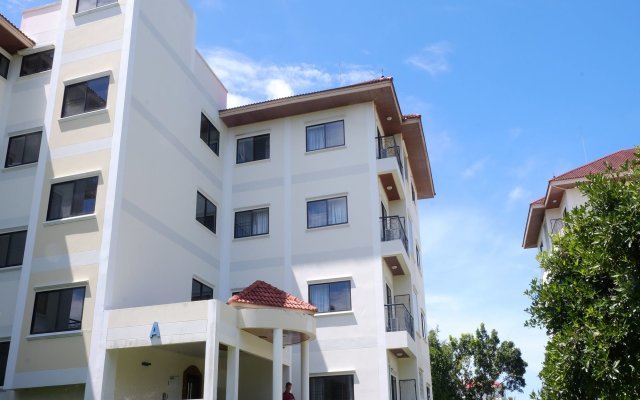 Seastar Hotel And Service Apartment