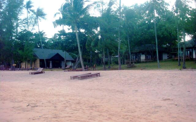 Phu Quoc Kim - Bungalow On The Beach