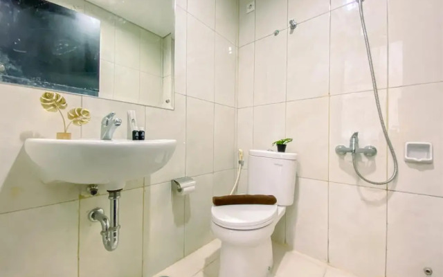 Full Furnished And Homey 3Br Apartment Nifarro Park