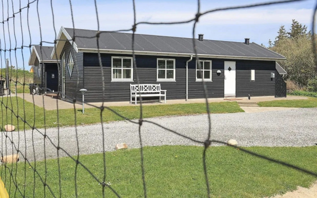 Stunning Holiday Home in Hirtshals with Hot Tub