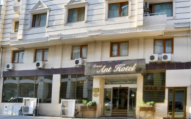 Grand Ant Hotel