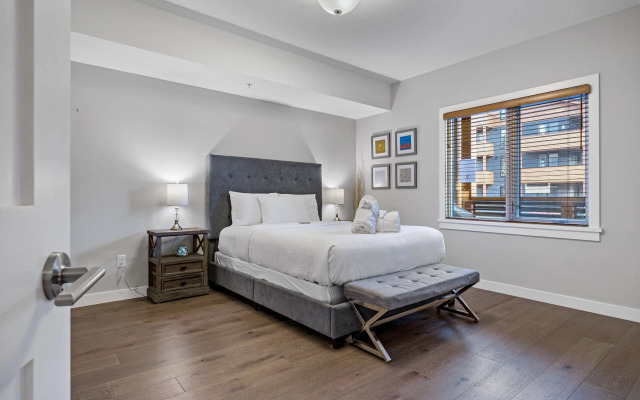 Rundle Cliffs Lodge by Spring Creek Vacation