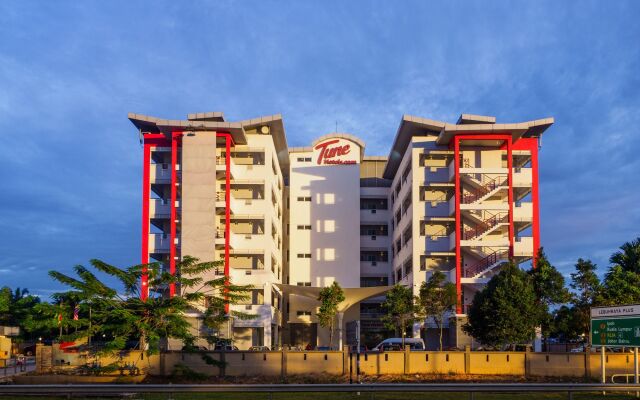 Tune Hotel KLIA Aeropolis