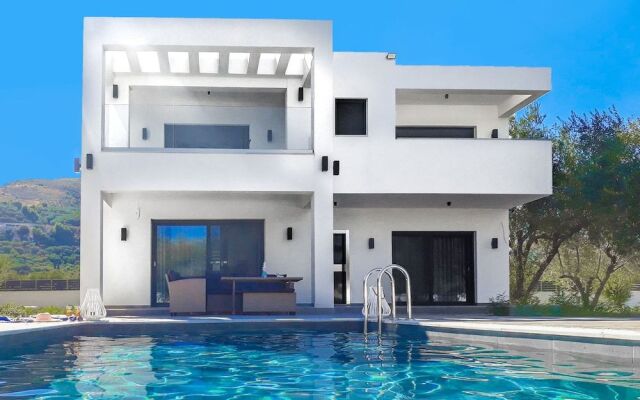 Grande Amore Luxury Villa