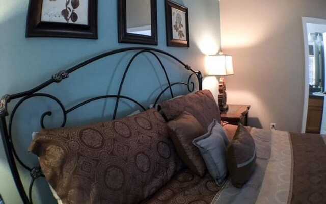 Kokomo 2892 Apartment 3 Bedroom