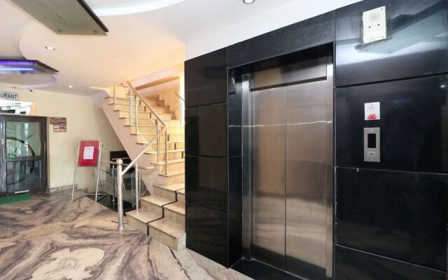 OYO 17381 Hotel City Look