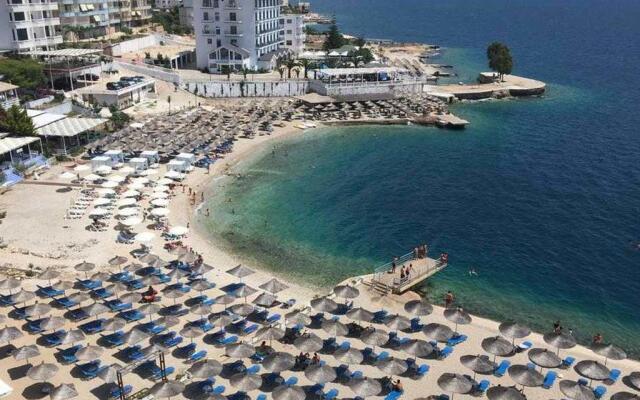 Hotel Vila Alvin & Apartments