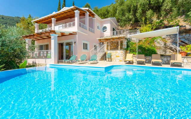 Beach villa Aetos kaminaki Nissaki